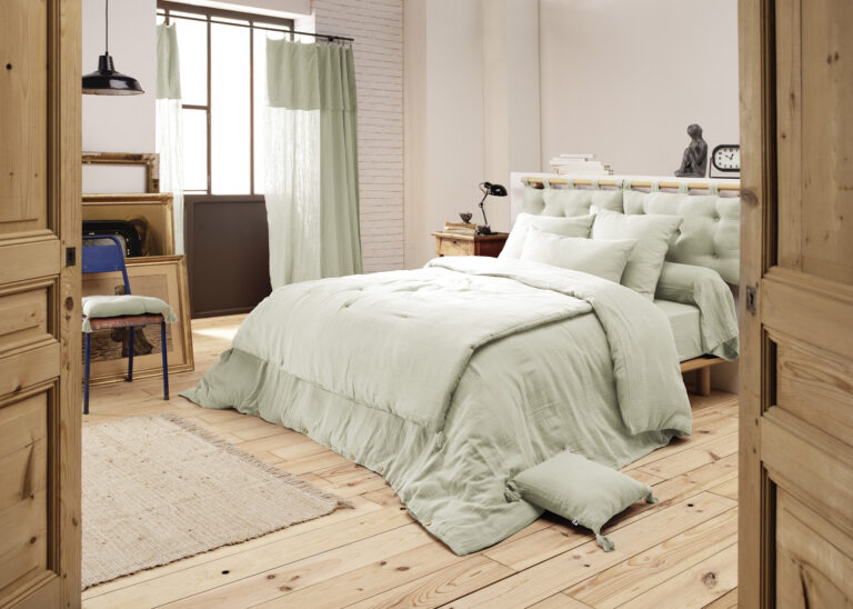 Housse de couette 280x240 cm en gaze de coton unie GAÏA - L'effet papillon - vert d'eau