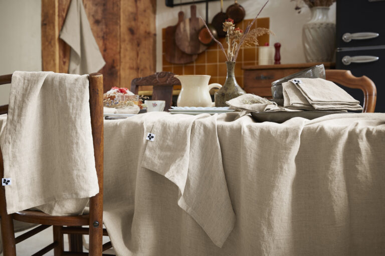 Nappe rectangulaire 170 x 250 cm en lin lavé SOLINE - L'effet papillon - sable