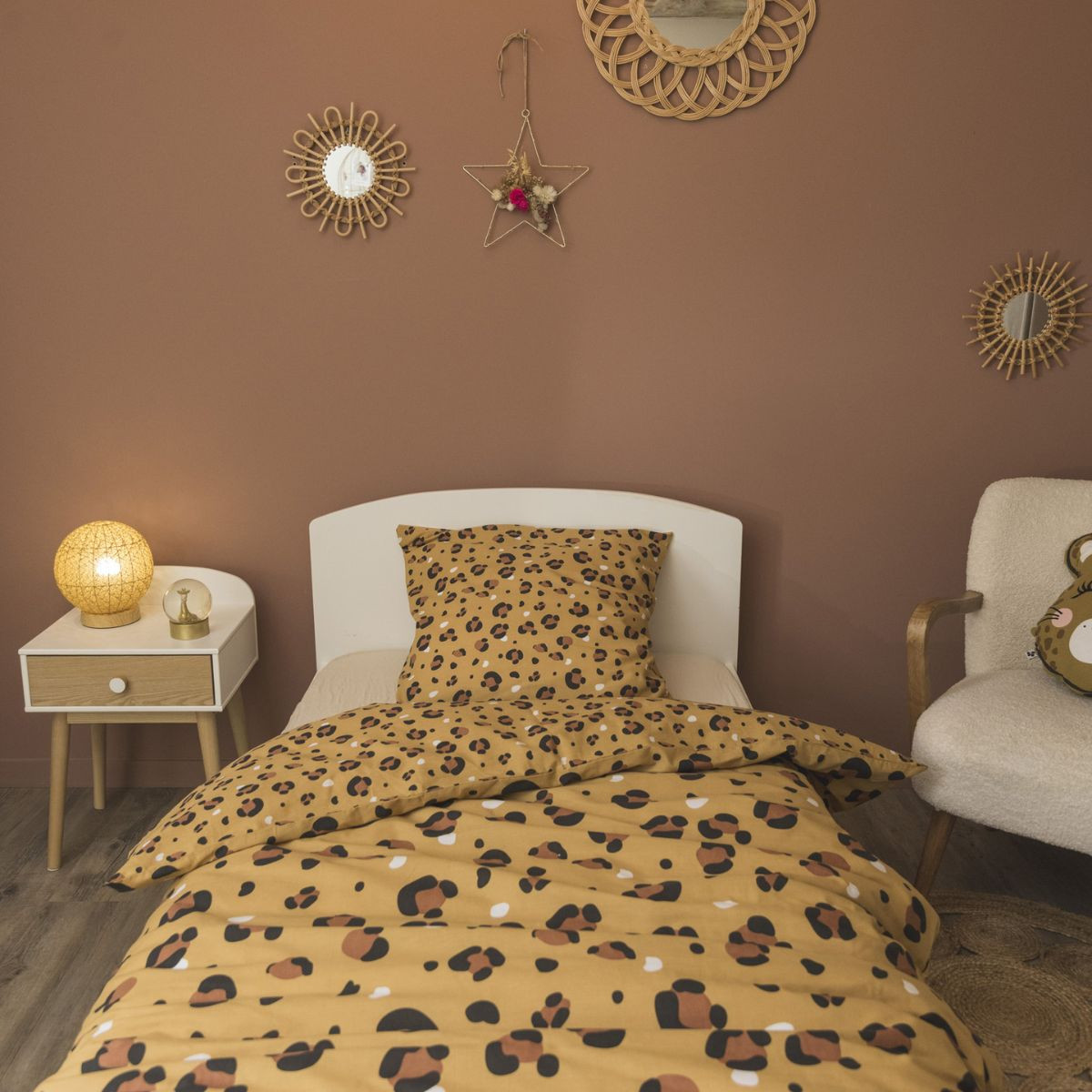 Linge de lit imprimé LOLA (housse de couette 140x200 cm + 1 taie d'oreiller 63x63 cm) en coton - L'effet papillon – Image 3