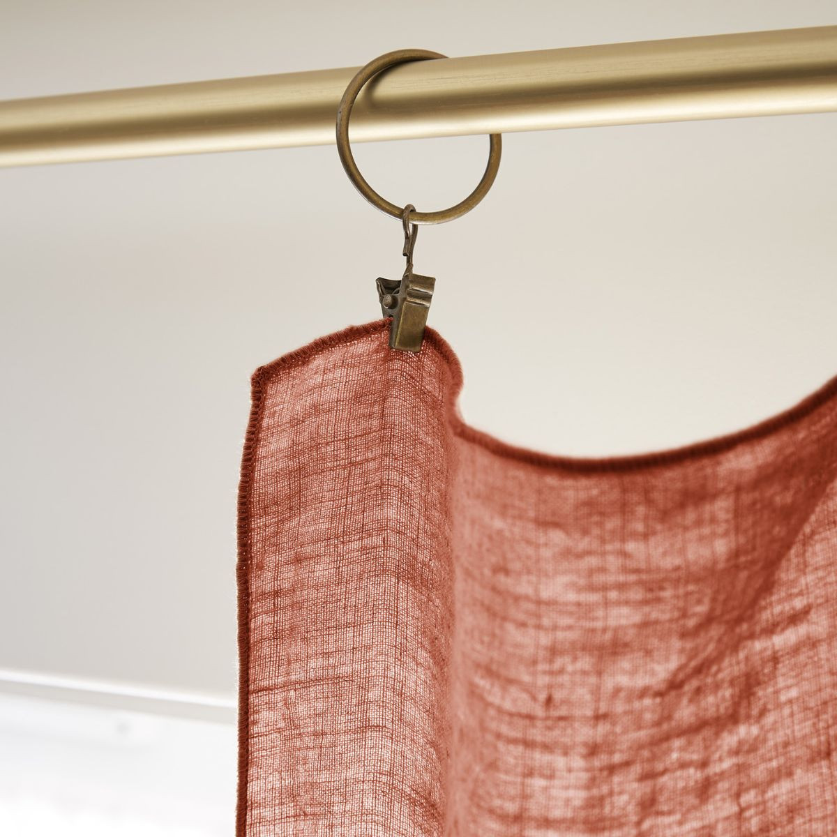 Rideau ajustable lin lavé SOLINE 140 x 270 cm SOLINE avec 8 anneaux pince - L'effet papillon - paprika – Image 4