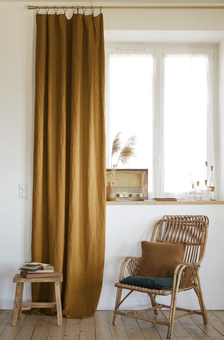 Rideau ajustable lin lavé SOLINE 140 x 270 cm SOLINE avec 8 anneaux pince - L'effet papillon - caramel – Image 3