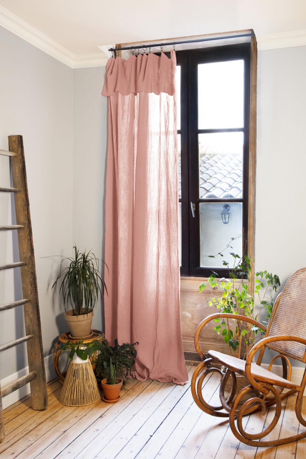 Rideau ajustable + 8 anneaux pince 140x300 cm en gaze de coton unie GAÏA - L'effet papillon - rose pêche