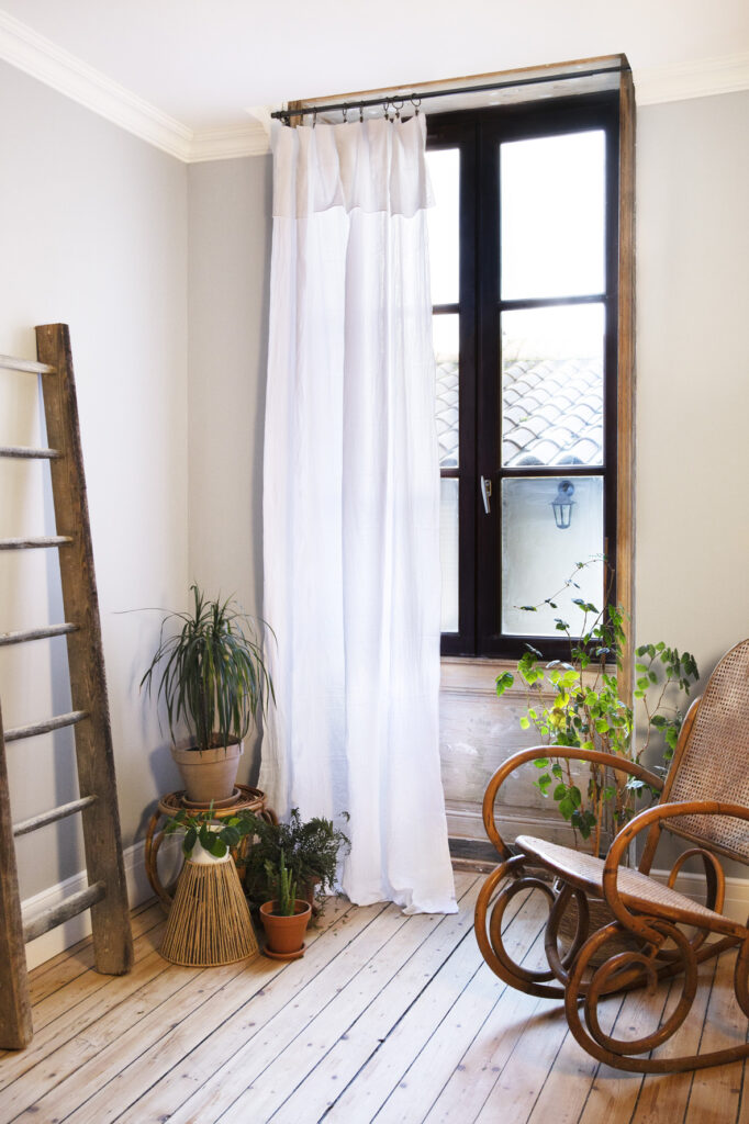 Rideau ajustable + 8 anneaux pince 140x300 cm en gaze de coton unie GAÏA - L'effet papillon - chantilly