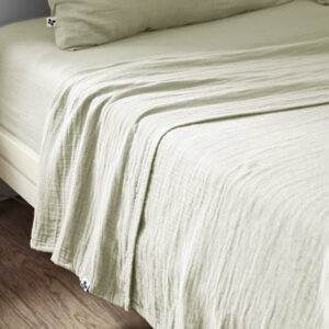 Drap plat 270 x 300 cm en gaze de coton unie GAÏA - L'effet papillon - vert d’eau