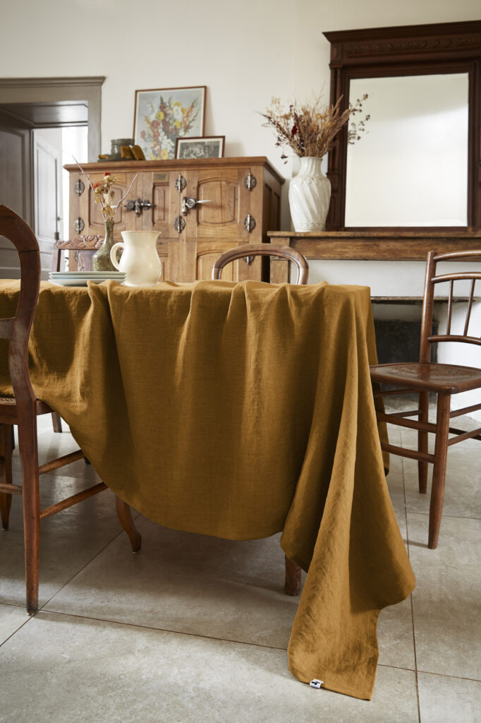 Nappe rectangulaire 170 x 250 cm en lin lavé SOLINE - L'effet papillon - caramel
