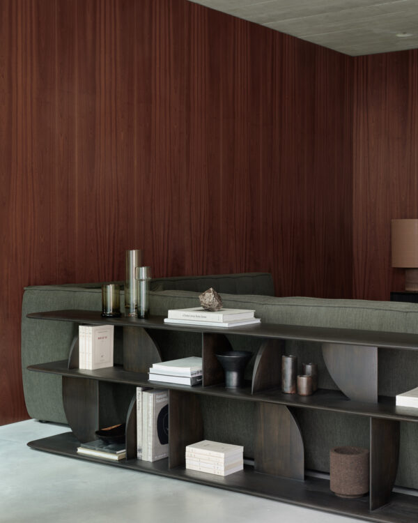 Console de canapé GEOMETRIC - teck vernis - brun foncé 210 x 35 x H 67 cm Ethnicraft – Image 3
