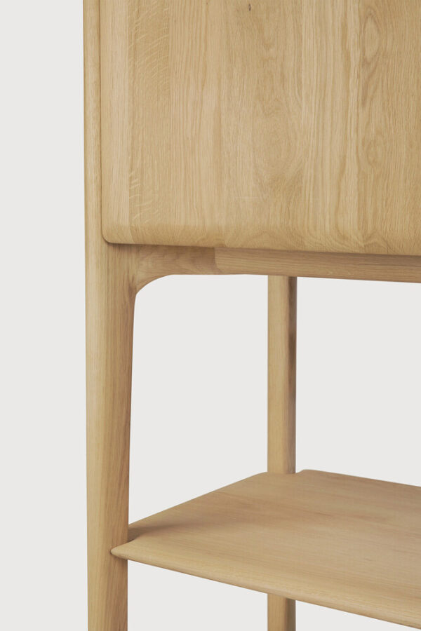 Armoire PI 2 portes et étagères - chêne massif finition huilée - 110x45x170 cm - Ethnicraft – Image 6