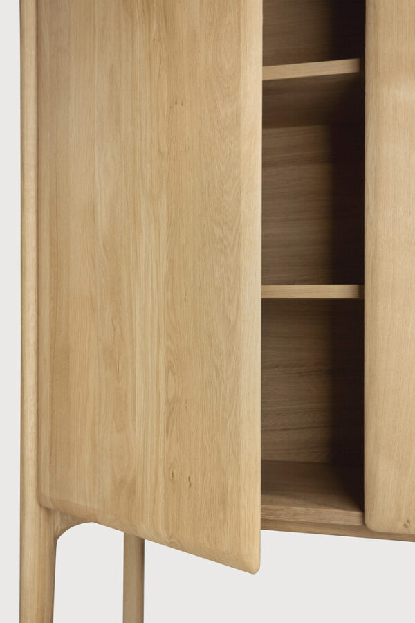 Armoire PI 2 portes et étagères - chêne massif finition huilée - 110x45x170 cm - Ethnicraft – Image 7