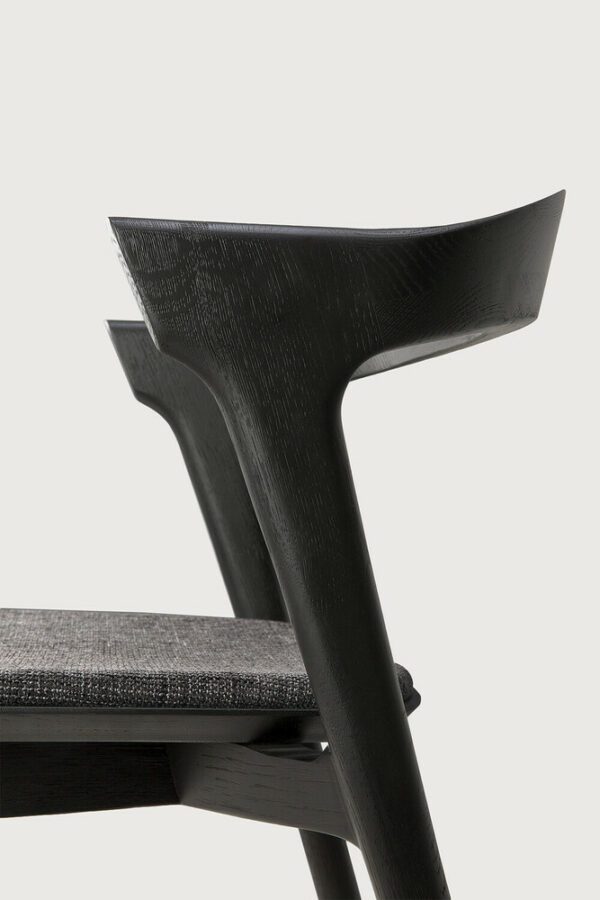 Chaise Bok en chêne noir - tissu gris - vernis 50 x 54 x H 76 cm Ethnicraft – Image 7