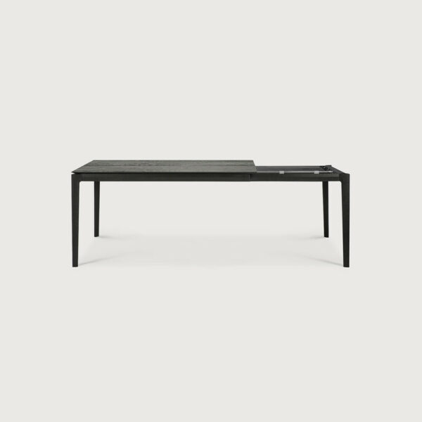 Table à rallonge Bok en chêne teinté noir finition vernie 140/220 x 90 x H 76 cm Ethnicraft – Image 4