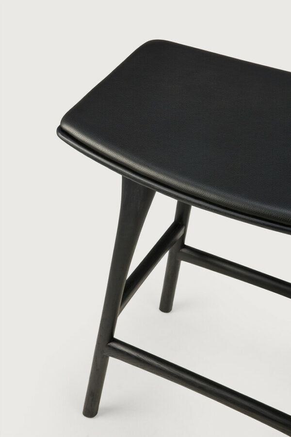 Tabouret de bar Osso en chêne vernis noir - cuir noir - 57 x 33 x H 67 cm Ethnicraft – Image 5