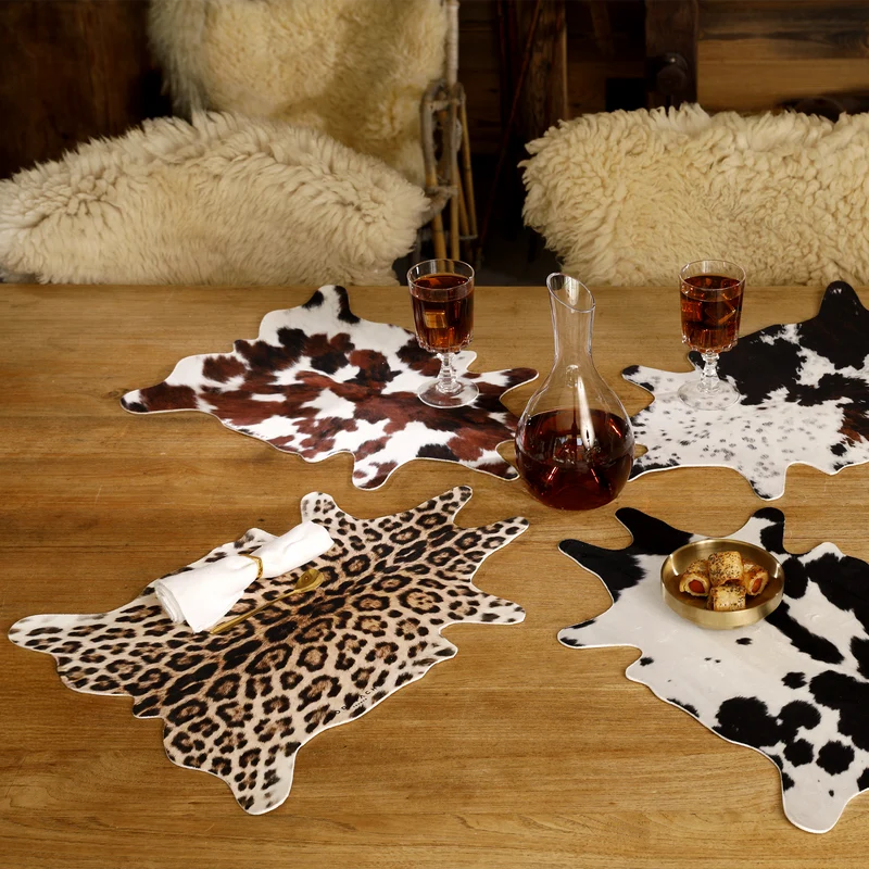 Set de table forme peau de bête LEOPARD - 38x48 cm - Vinyle - Pôdevache - Grège – Image 3