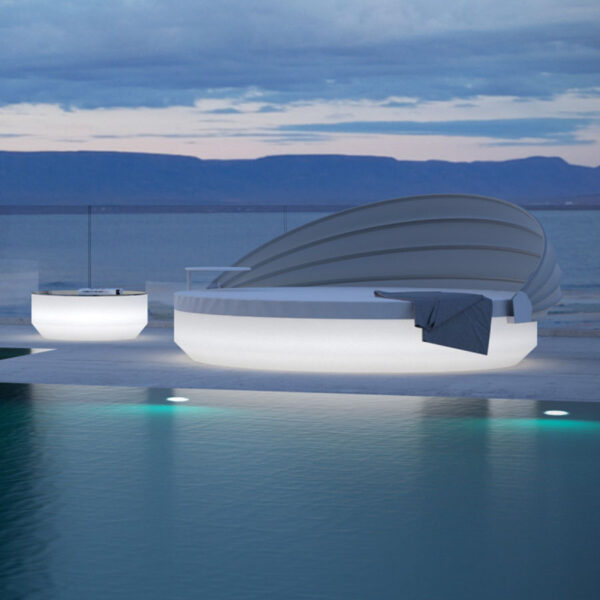 Daybed VELA ø 210 H40 cm banquette fixe avec parasol Vondom - glace lumineux led RGBW